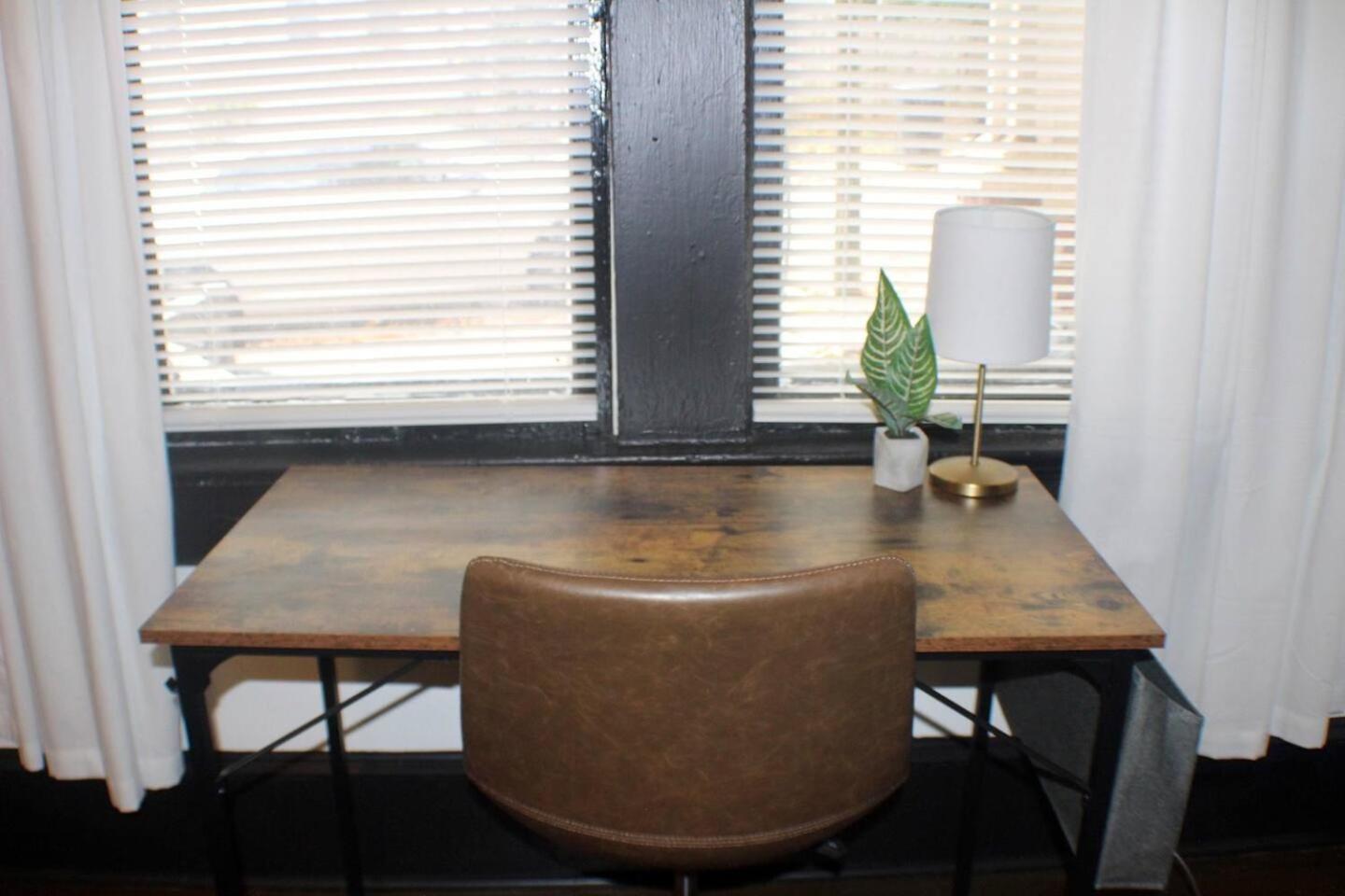 Cozy Atl Getaway - 5 Min From Airport & Downtown Villa Atlanta Buitenkant foto