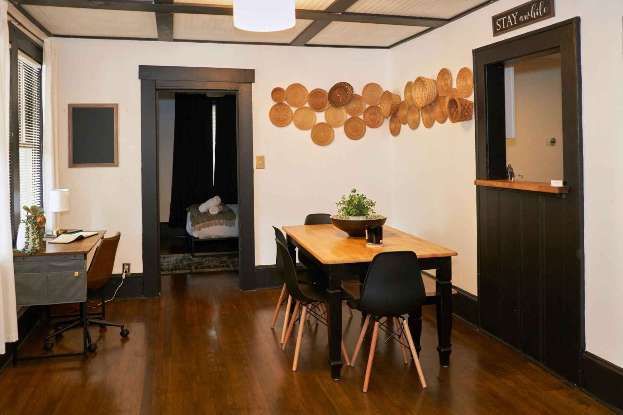 Cozy Atl Getaway - 5 Min From Airport & Downtown Villa Atlanta Buitenkant foto