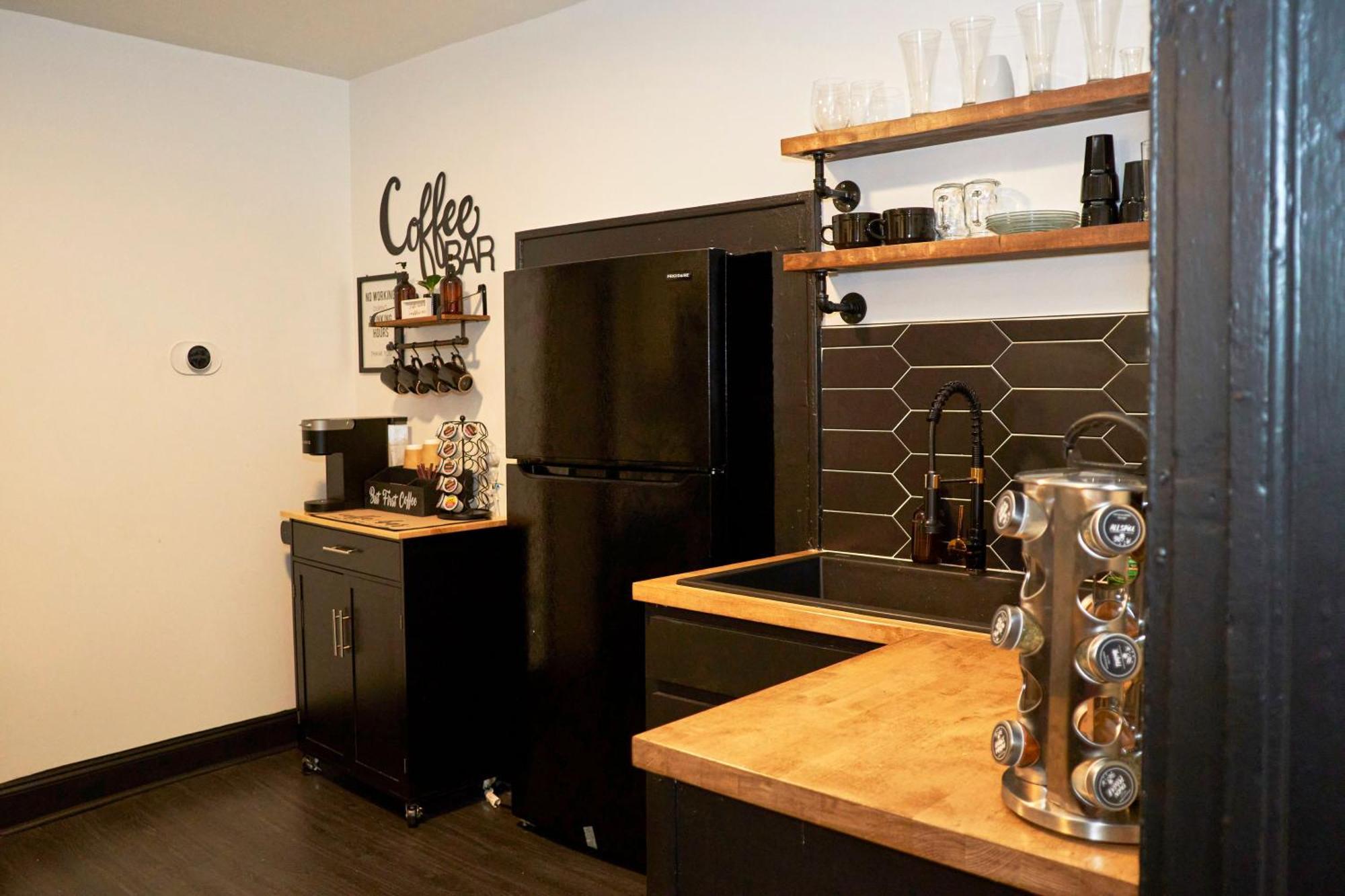 Cozy Atl Getaway - 5 Min From Airport & Downtown Villa Atlanta Buitenkant foto